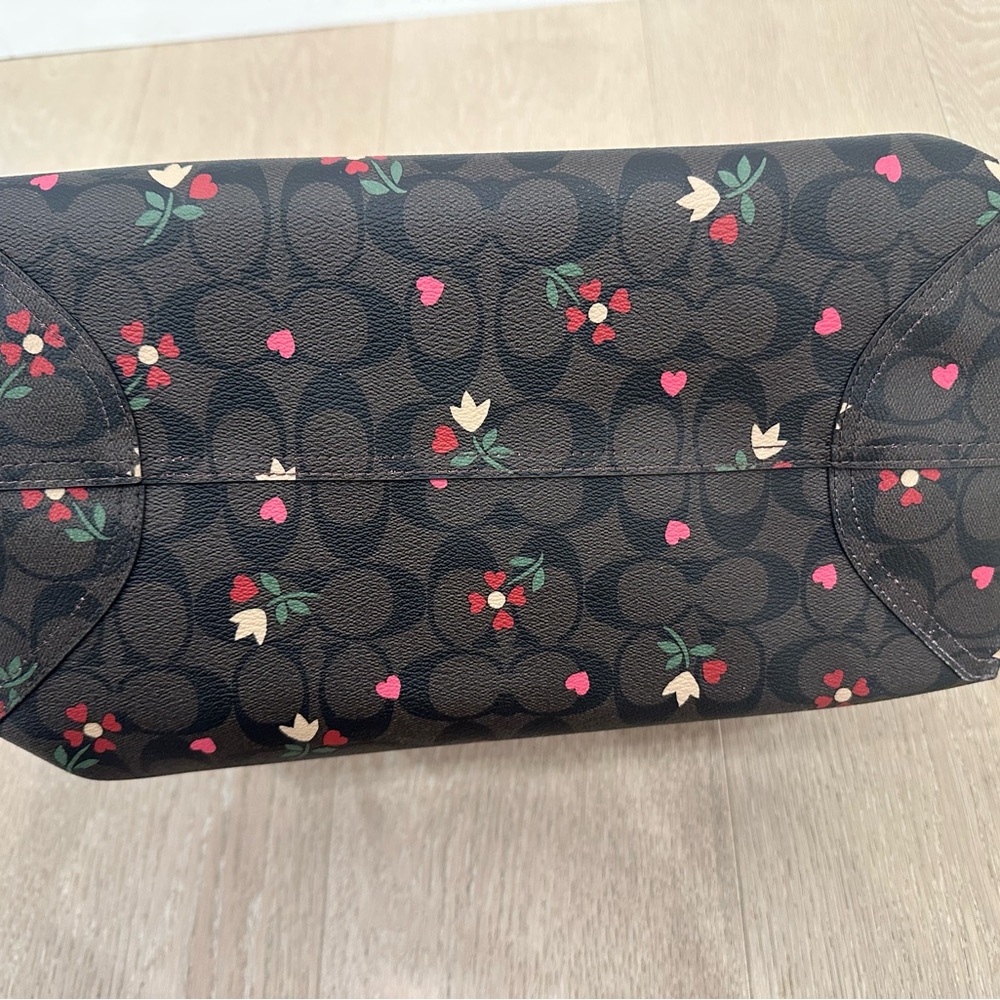 Coach Floral Tote in Brown and Red - Picture 4 of 4
